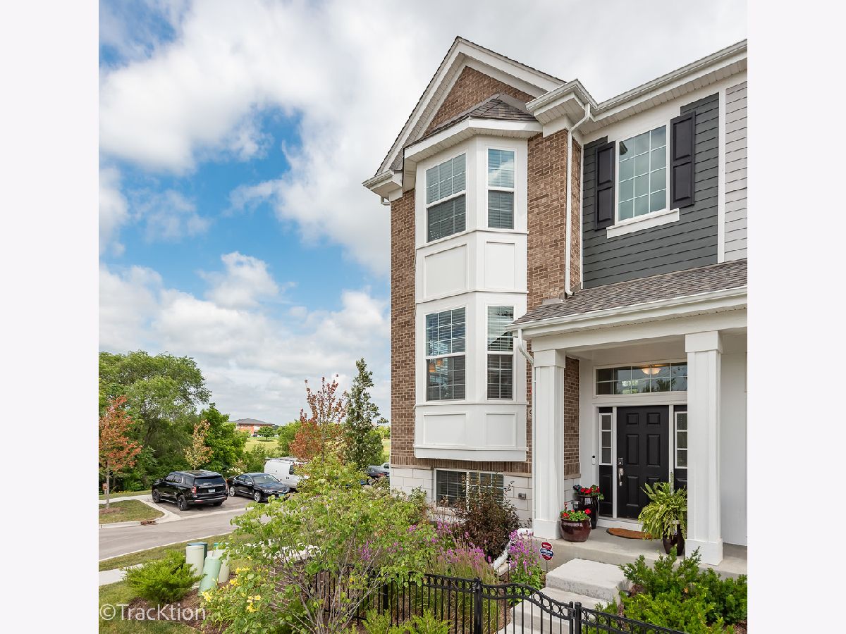 Condos & Townhomes Sold Metro East Orland Park Illinois, 9282 143rd
