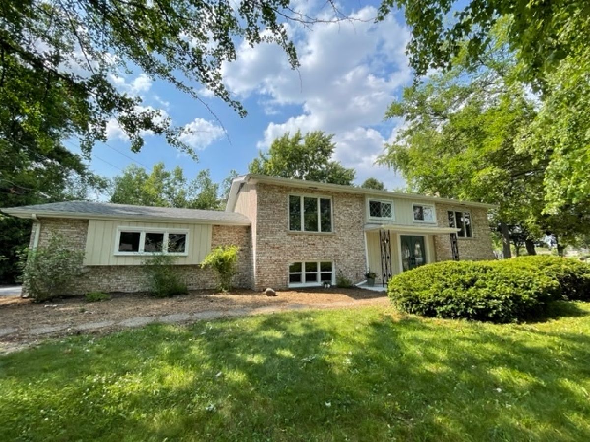 Homes & Condos & Townhomes Sold Royal Oaks Wood Dale Illinois, 244 Sherwood