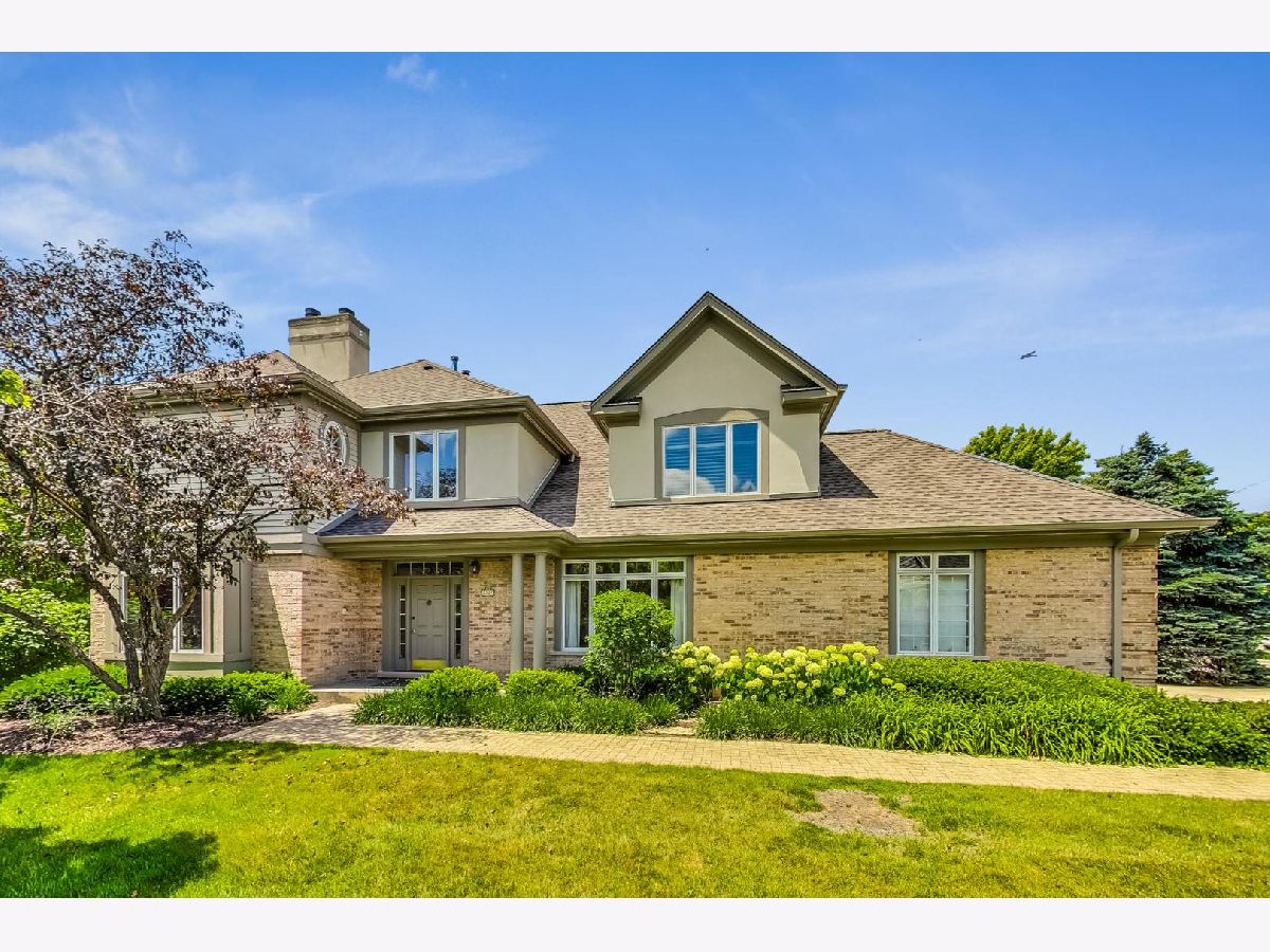 Townhomes & Homes Sold Cotswold Northbrook Illinois, 2527 Stonebridge