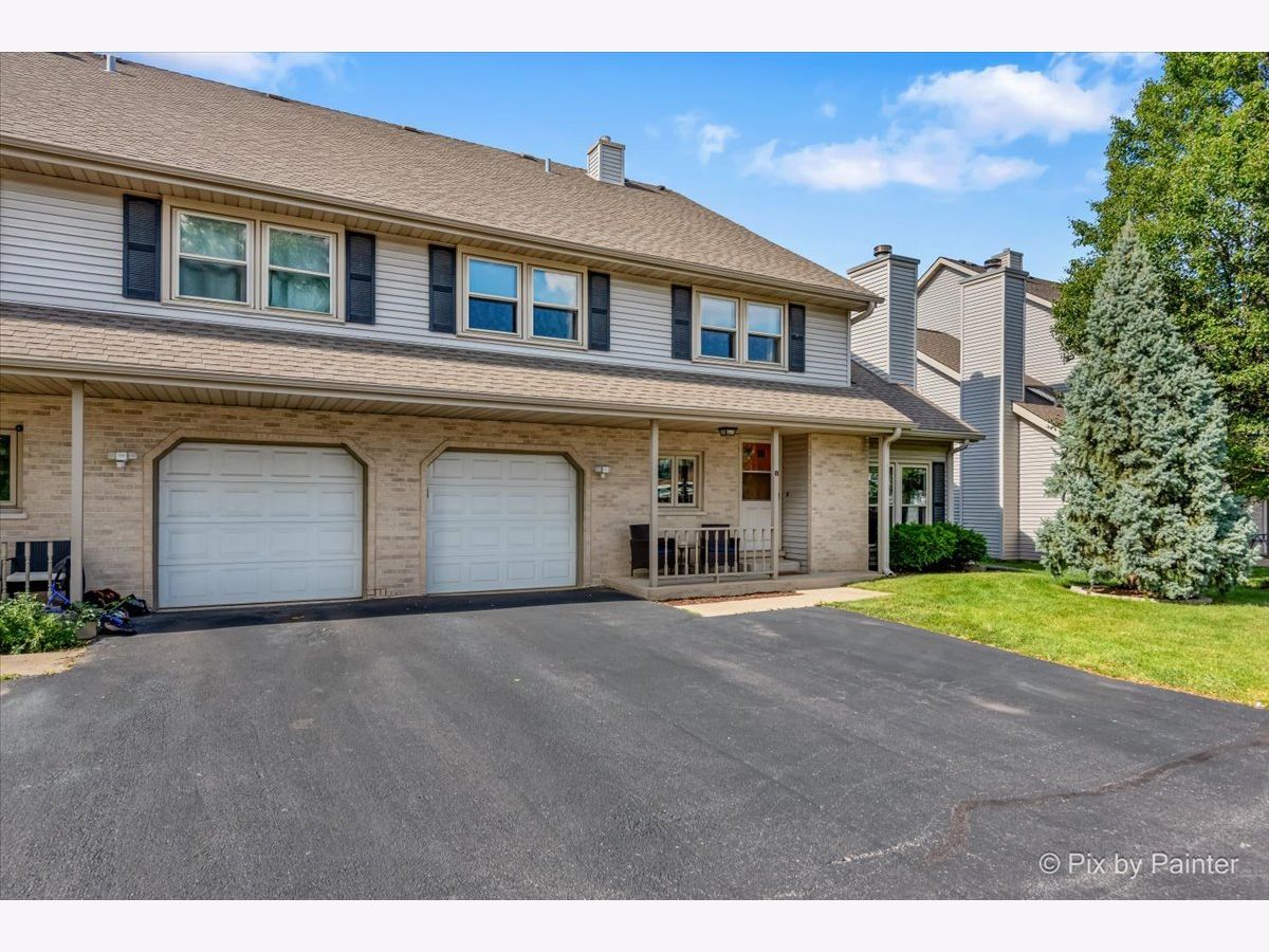 Townhomes Sold Walnut Grove Bensenville Illinois, 237 Walnut
