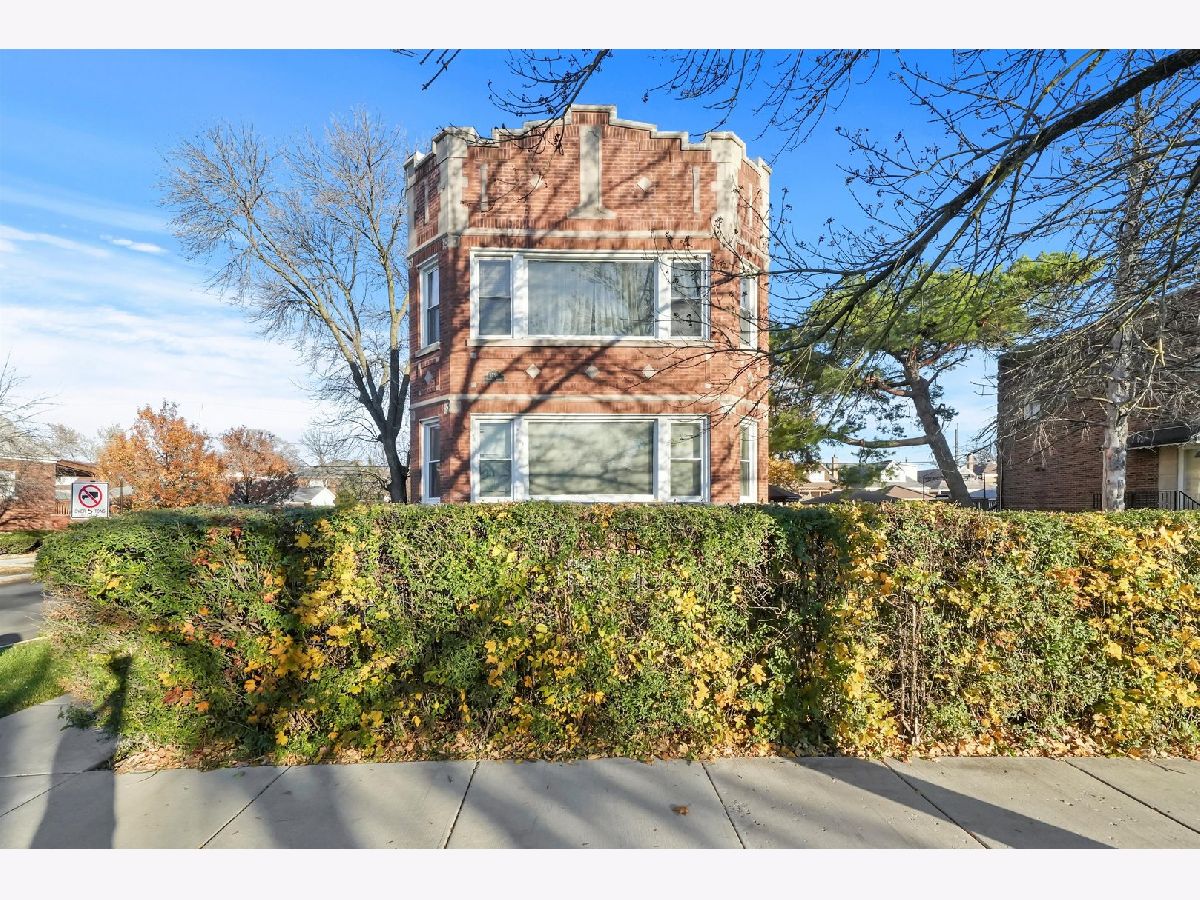 Homes & Townhomes & Condos Sold Galewood Chicago Illinois, 1759 Oak Park