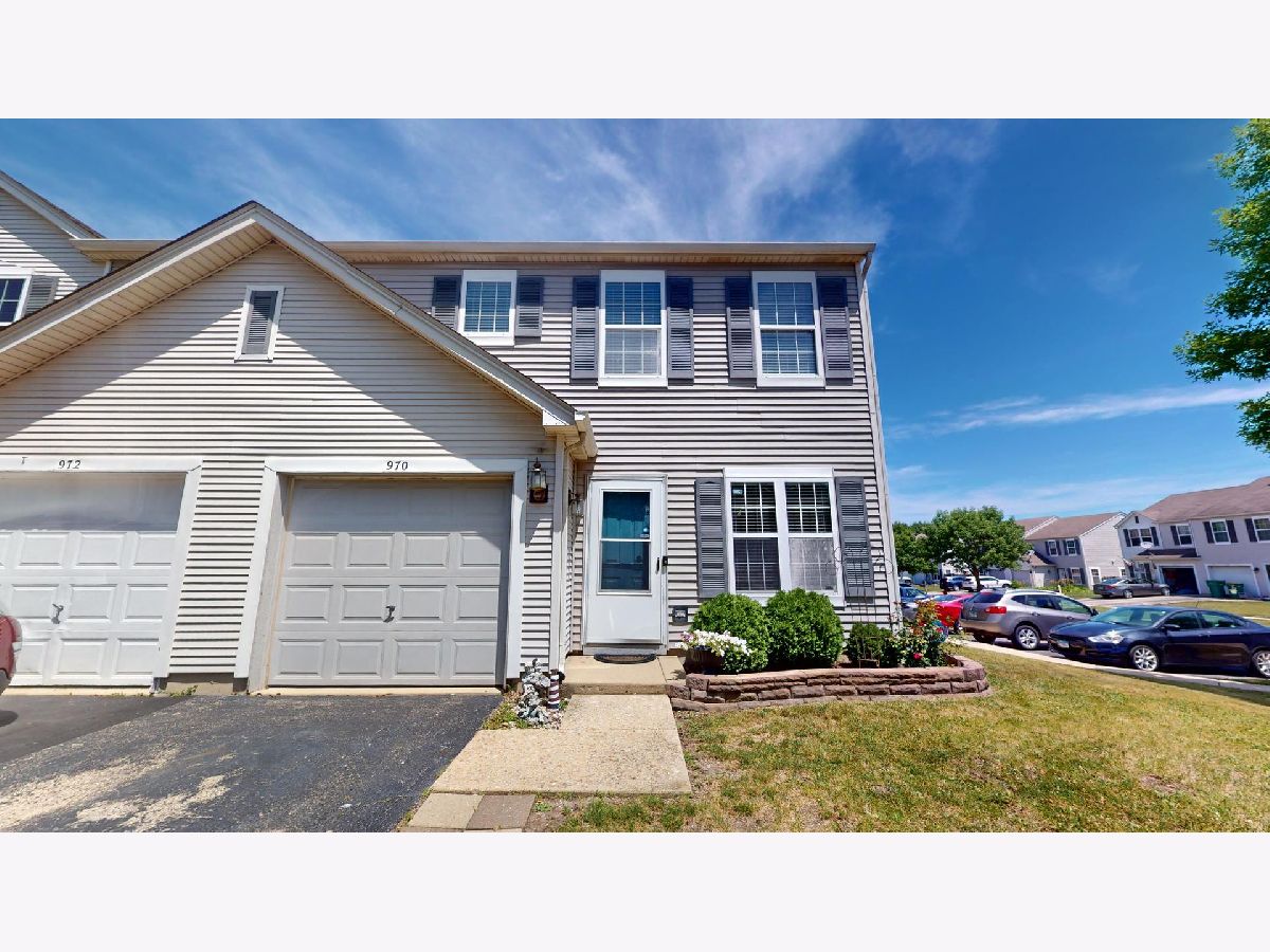 Townhomes & Homes Sold Heritage Place Romeoville Illinois, 970 Savannah
