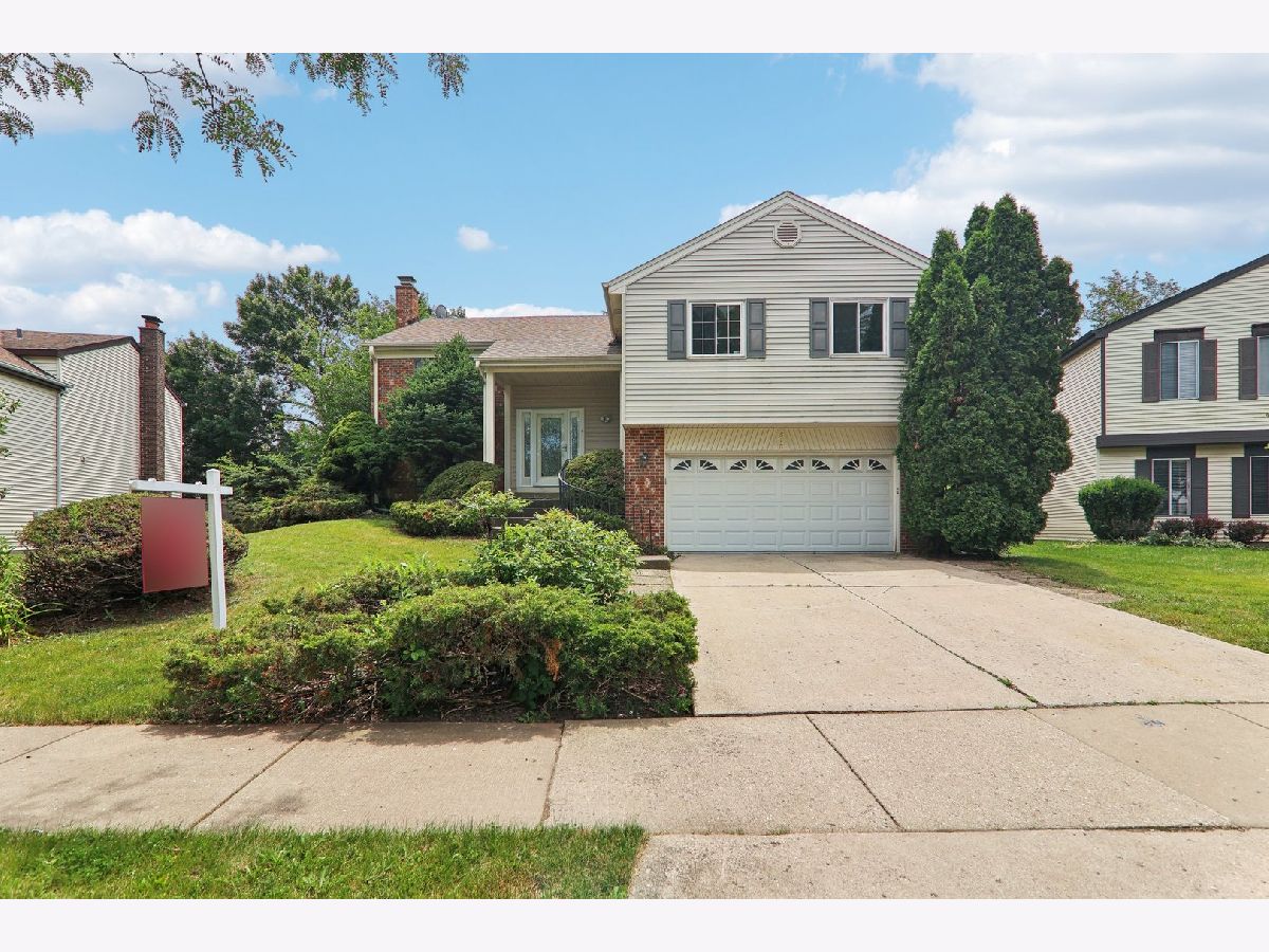 Homes Sold Northwoods Buffalo Grove Illinois, 610 Buckthorn