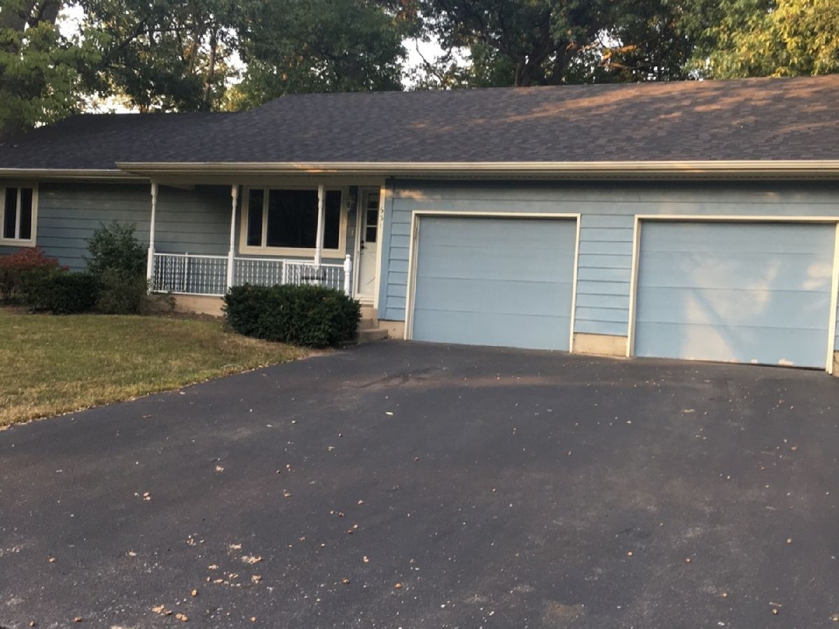 531 Lawndale Avenue, Woodstock, Illinois 60098 MLS 12090962 WinterCohen