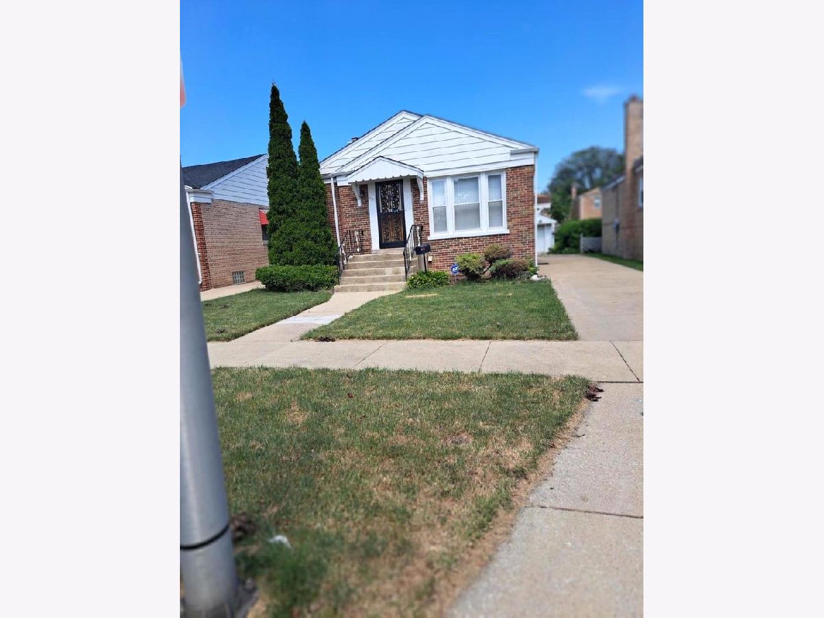 Homes & Condos & Townhomes Sold Bellwood Park Place Bellwood Illinois, 1121 Linden