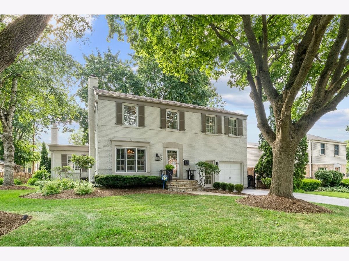 Homes & Townhomes & Condos Sold Copeland Manor Libertyville Illinois, 422 Buckingham
