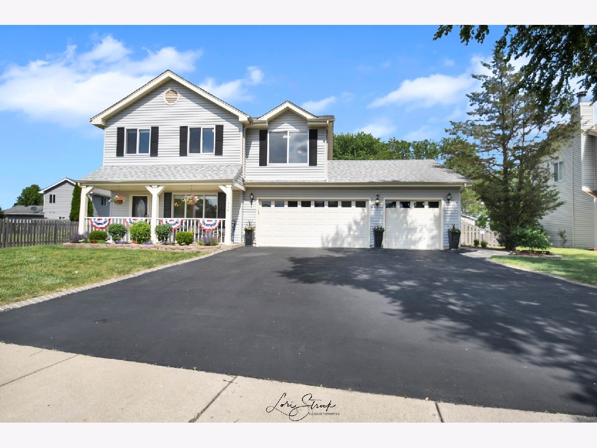 Homes & Condos & Townhomes Sold Colony Lakes Aurora Illinois