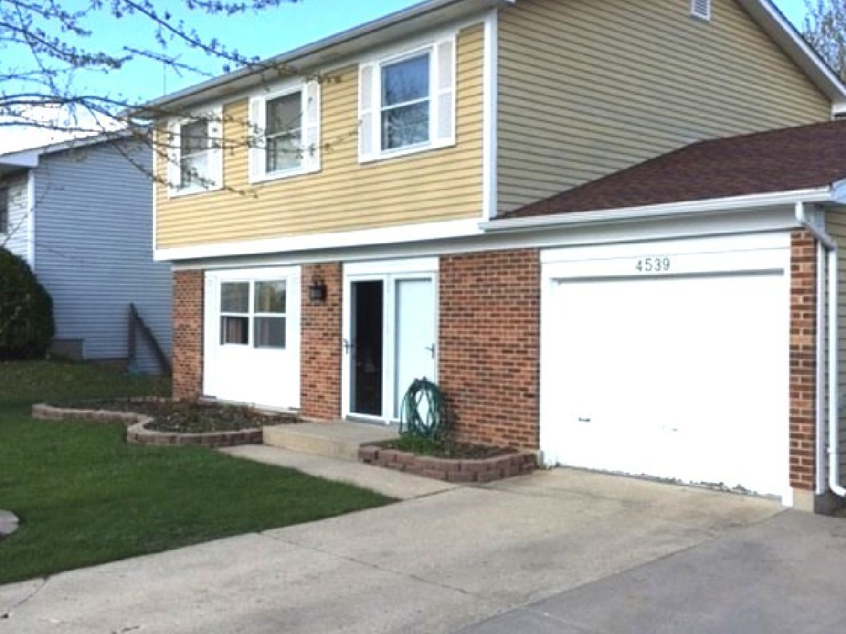 Homes Rented Harpers Landing Hoffman Estates Illinois, 4539 Huntington
