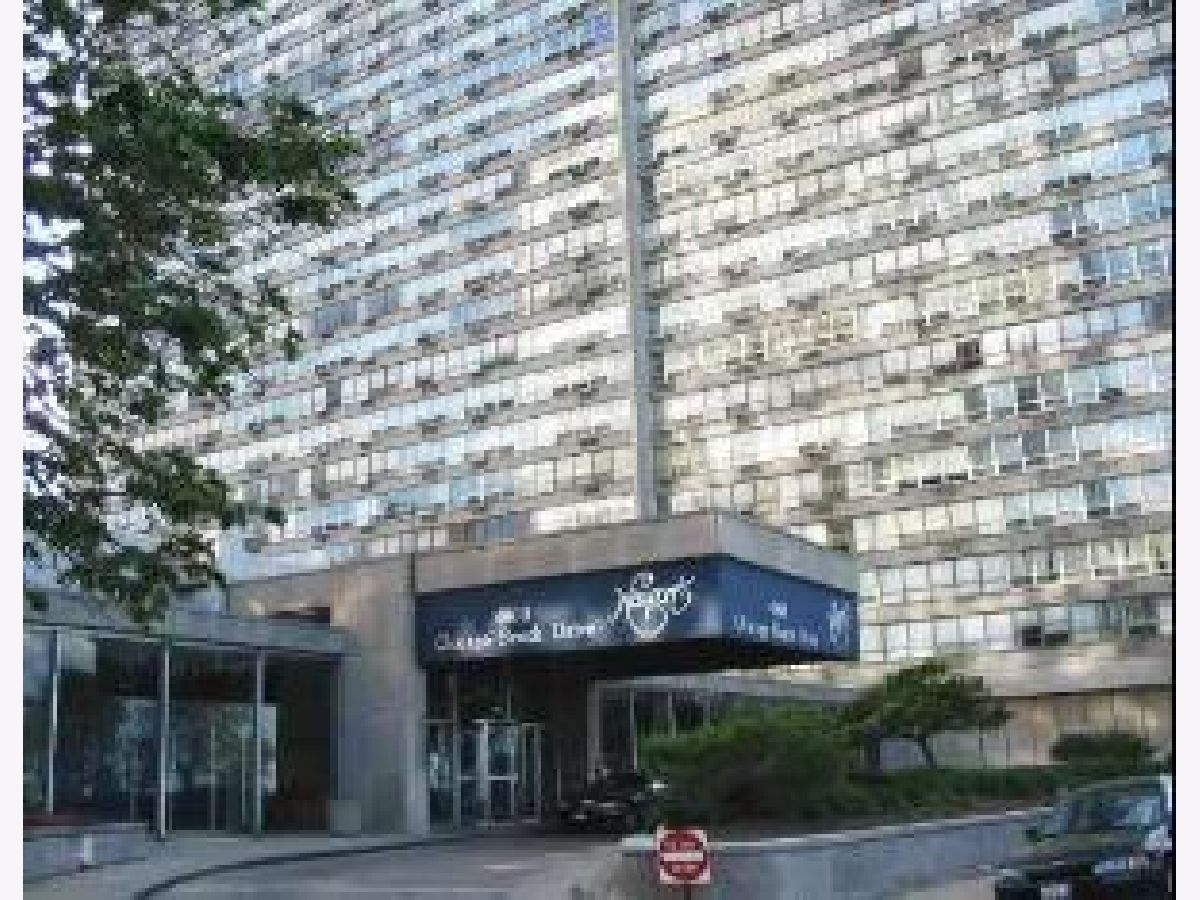 Condominiums Rented Newport Condominiums Chicago Illinois, 4800 Chicago Beach
