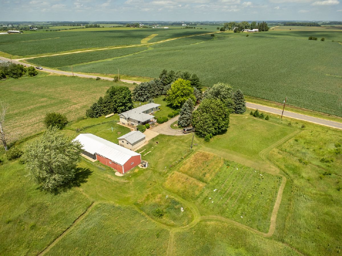  Sold Orangeville Illinois, 1611 Rock Grove