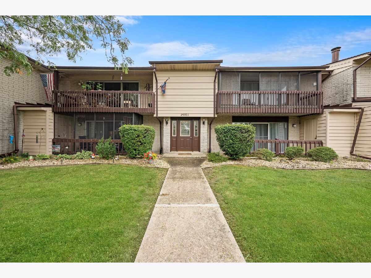 Condos & Townhomes & Homes Sold Orlan Brook Orland Park Illinois, 15701 Orlan Brook