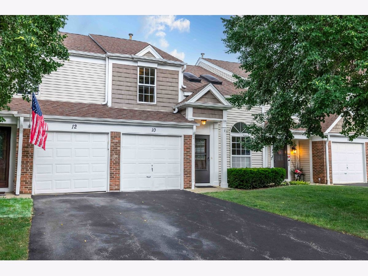 Townhomes Sold Tiffany Place Streamwood Illinois, 10 Marion