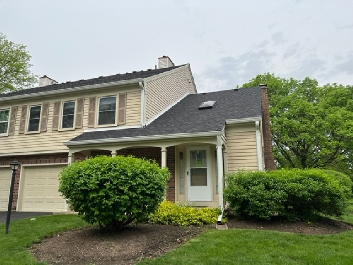 Townhomes Sold College Hill Rolling Meadows Illinois, 502 Crossing