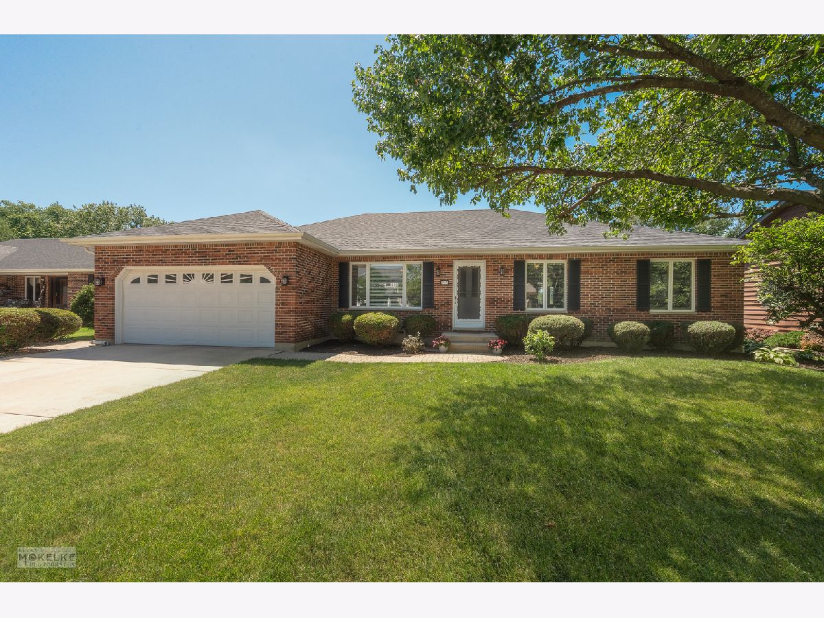 Homes & Condos & Townhomes Sold Windcrest Oswego Illinois, 77 Brockway