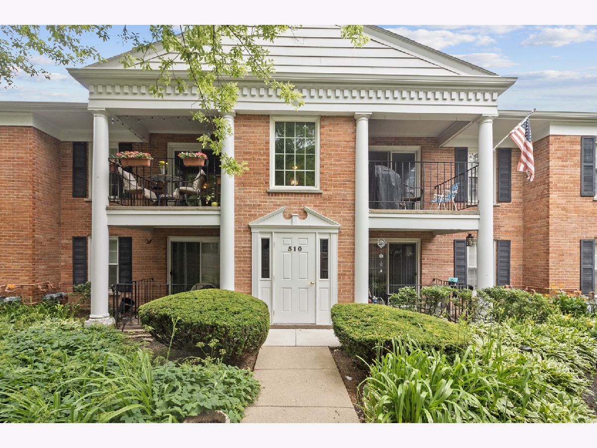 Condos & Townhomes Sold Shorely Woods Barrington Illinois, 510 Shorely