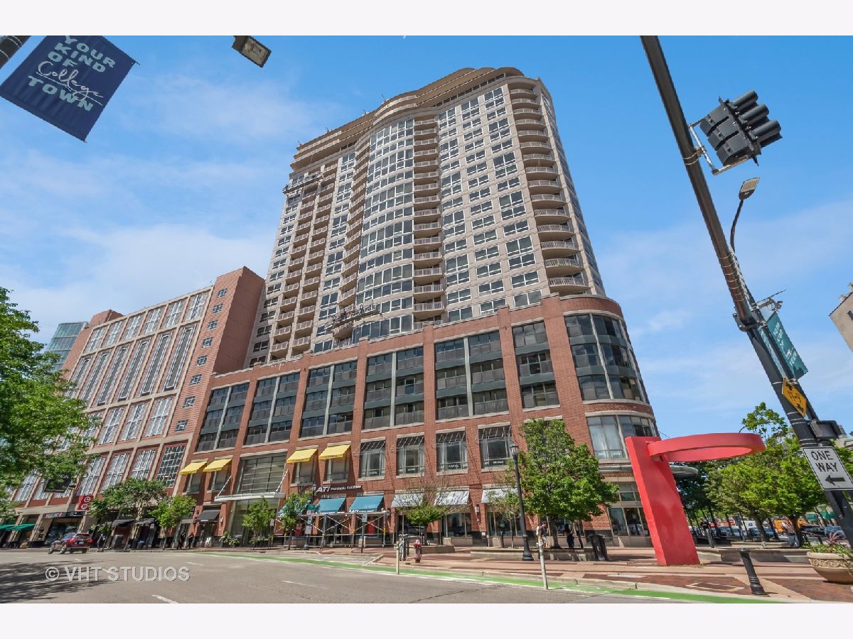 Condominiums Sold Sherman Plaza Evanston Illinois, 807 Davis