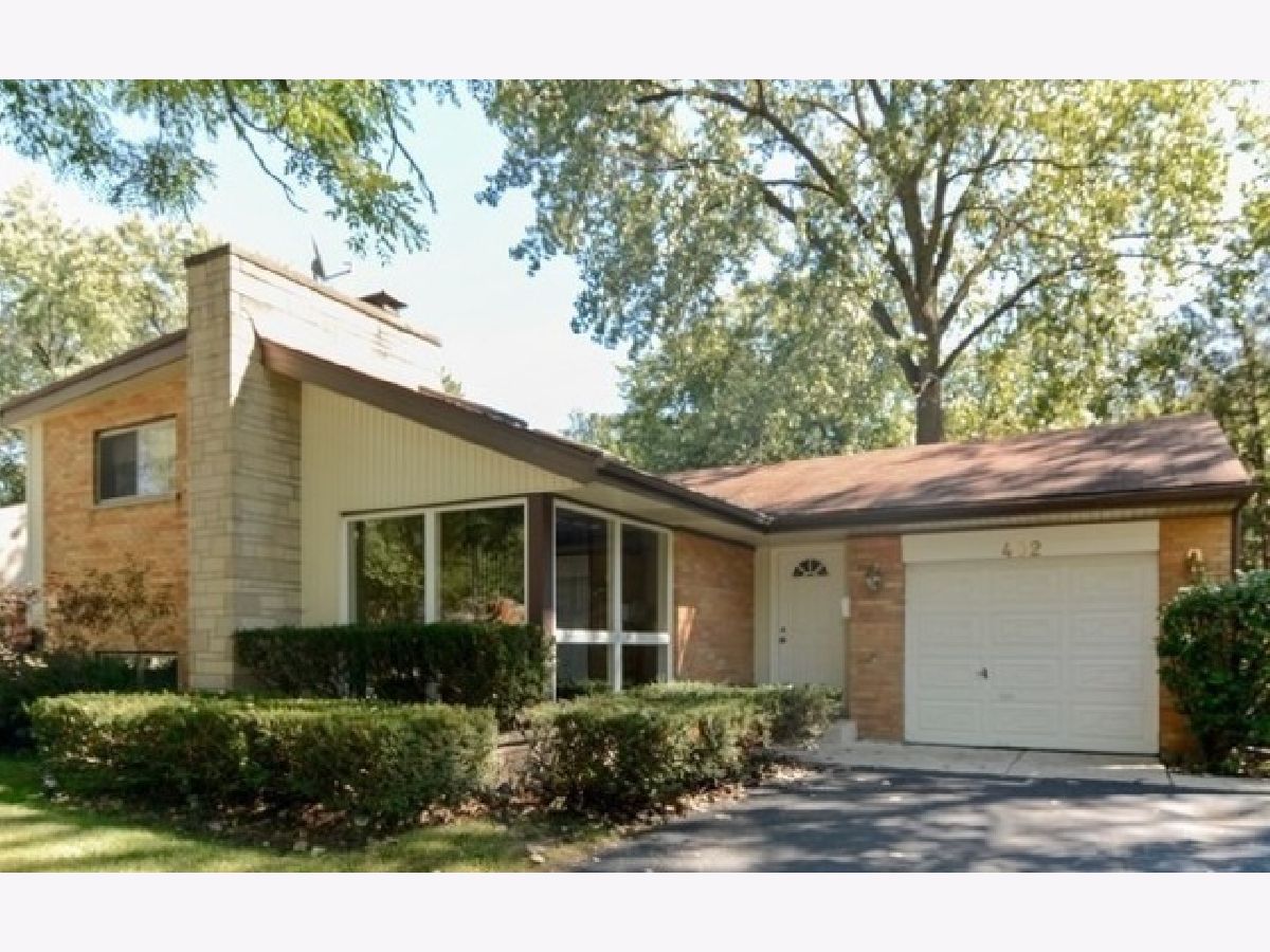 Homes Rented Brynhaven Elmhurst Illinois, 402 Atwater