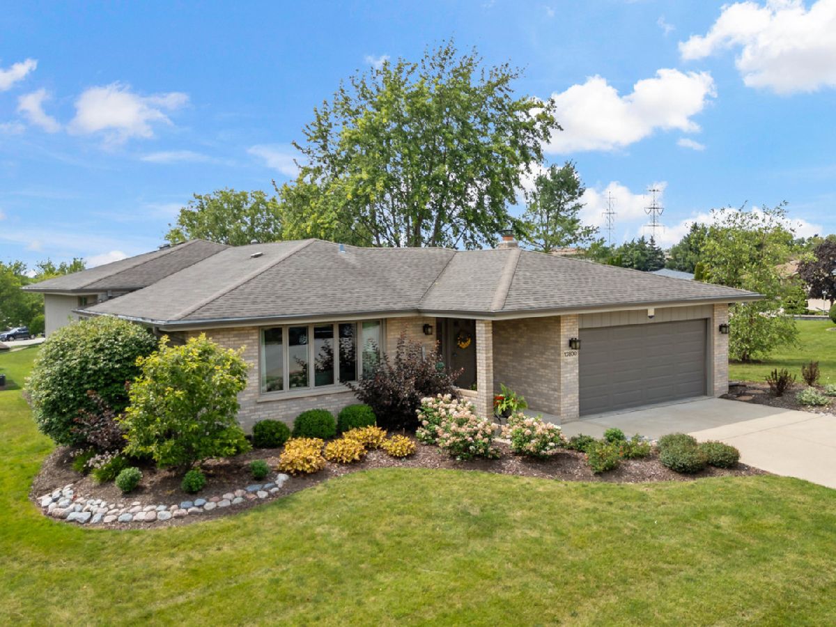 Homes Sold Pinewood North Orland Park Illinois, 13800 Logan