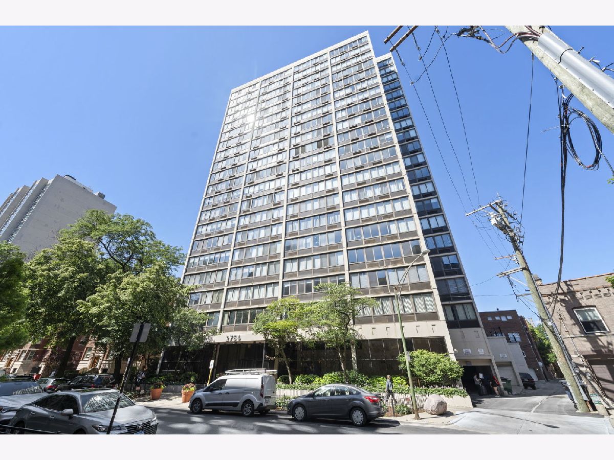 Condominiums Sold Hampden Tower Chicago Illinois, 2754 Hampden