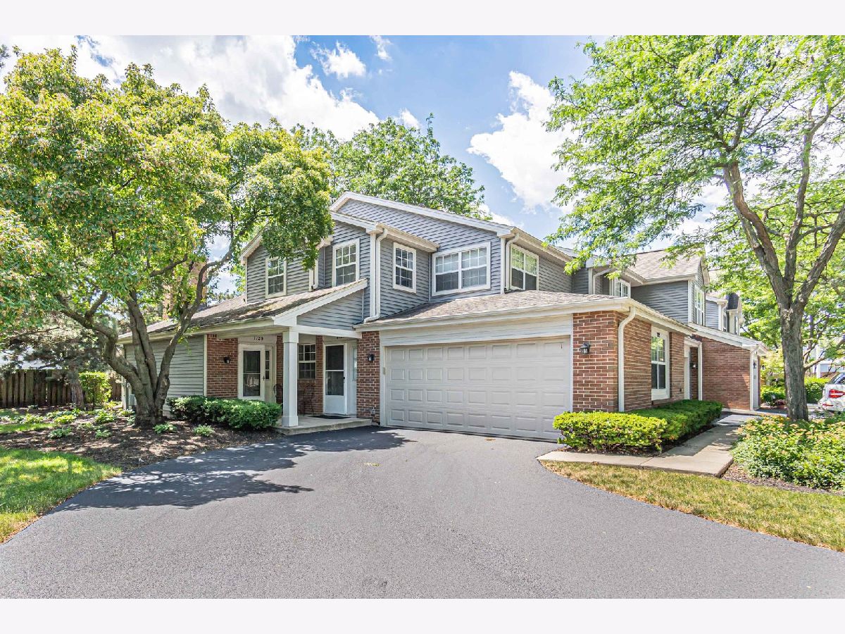 Townhomes & Condos Sold Saint James Arlington Heights Illinois, 1725 Orchard