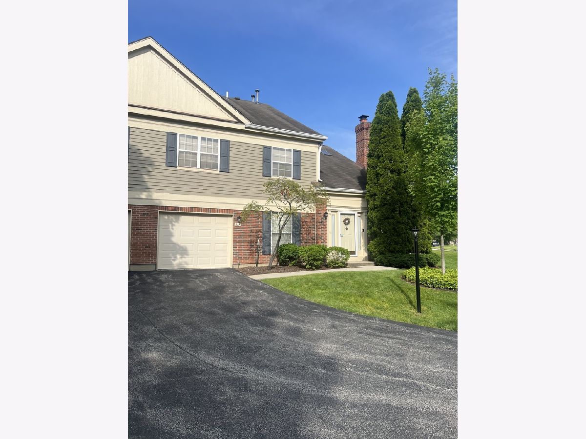 Townhomes Sold Bent Creek Palatine Illinois, 227 Bent Creek