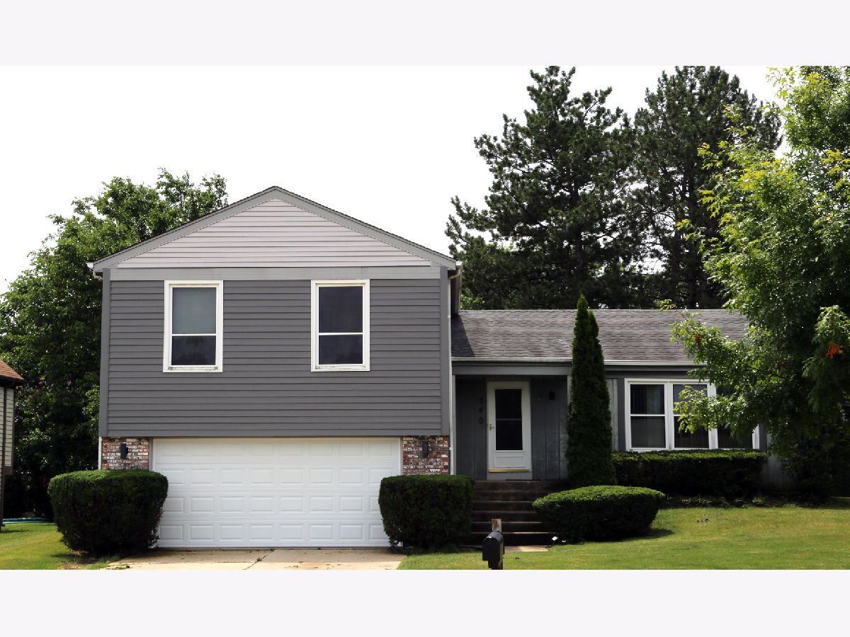 Homes Sold Strathmore Grove Buffalo Grove Illinois, 740 Kingsbridge