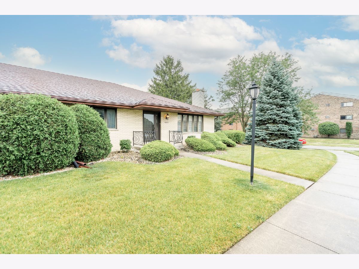 Condos & Townhomes & Homes Sold Clearview Orland Park Illinois, 15662 Wild Rose