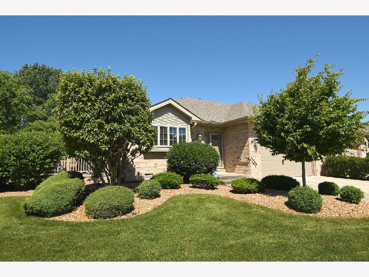 Townhomes Sold Pheasant Run Estates Frankfort Illinois, 21218 Lakeview