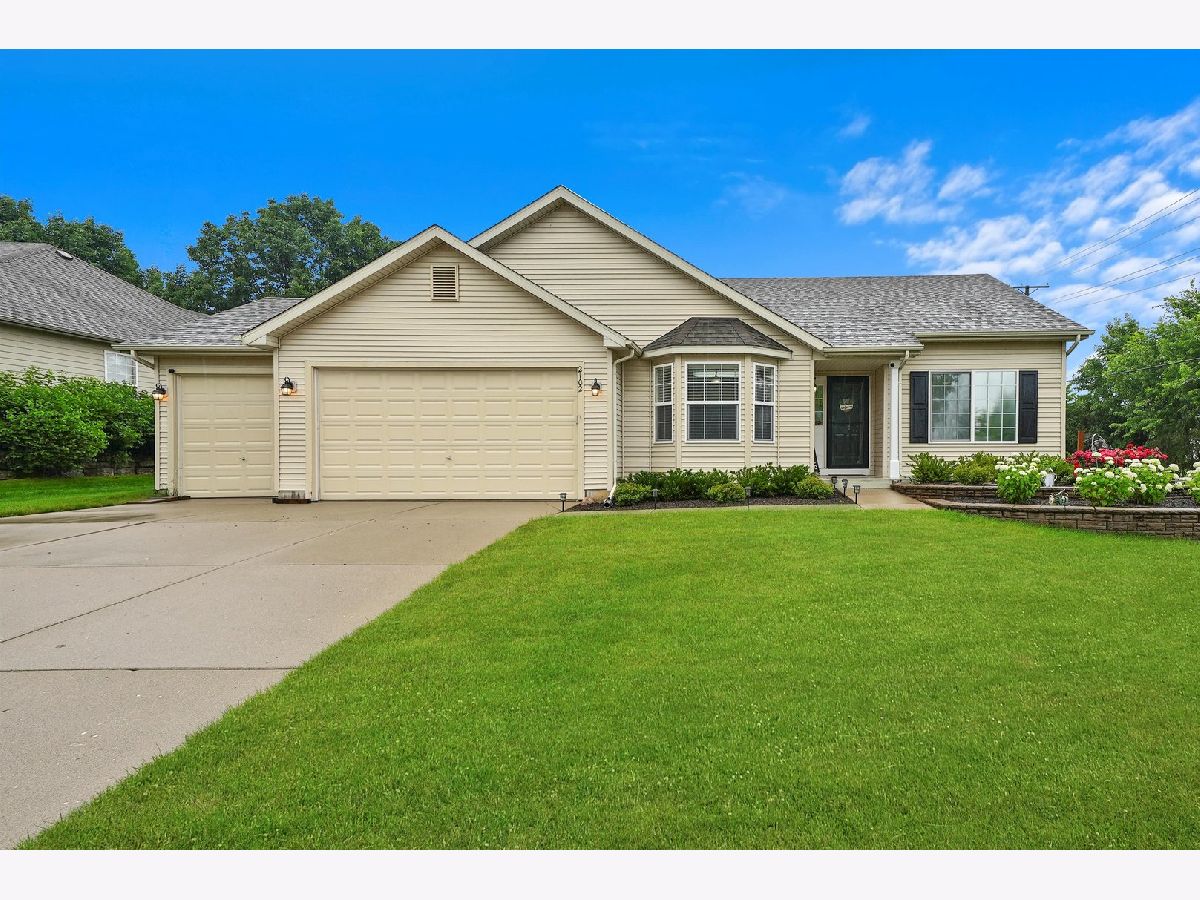 Homes Sold Oaks Of Mchenry Mchenry Illinois, 2102 Hazelwood