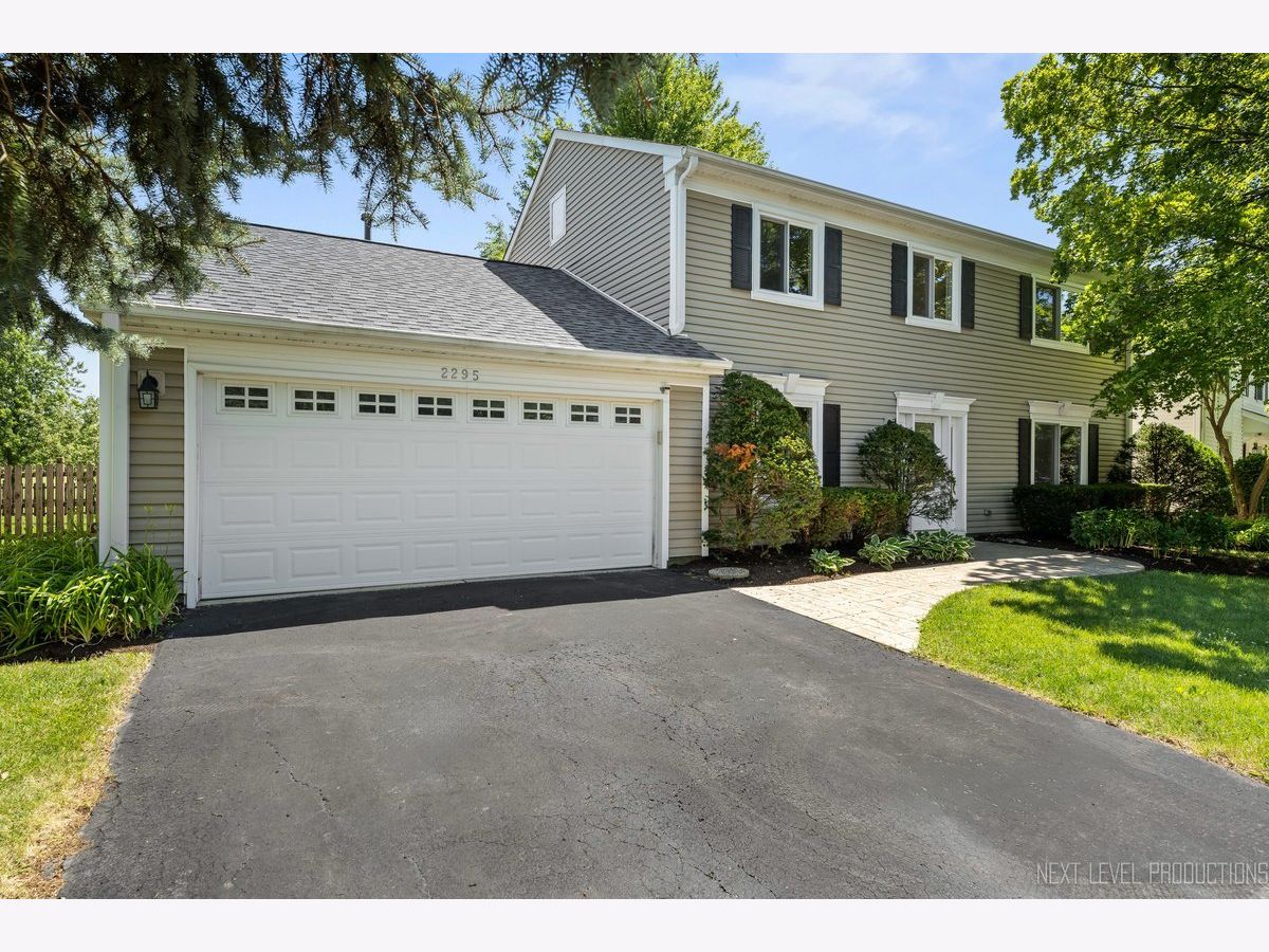 Homes & Condos & Townhomes Sold Butterfield Aurora Illinois, 2295 Blue Spruce