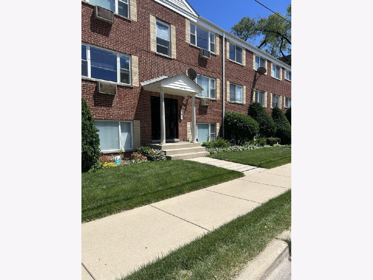 Condominiums Sold Perry-laurel Des Plaines Illinois, 475 Laurel