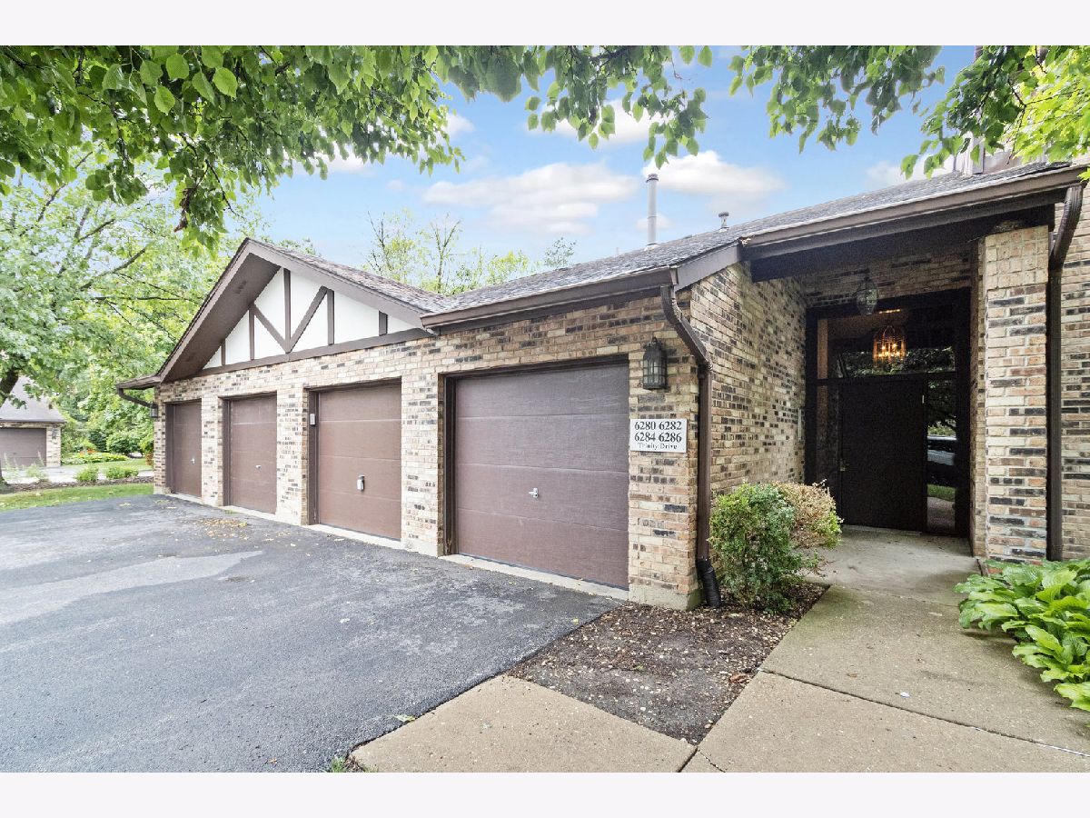 Condominiums Sold Oaks At Green Trails Lisle Illinois, 6286 Trinity