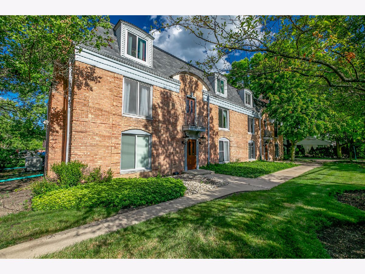 Condominiums Sold Citadel Northbrook Illinois, 1445 Shermer