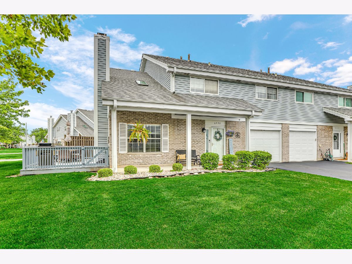 Townhomes & Condos & Homes Sold Steeple Run Tinley Park Illinois, 16440 Cobblestone