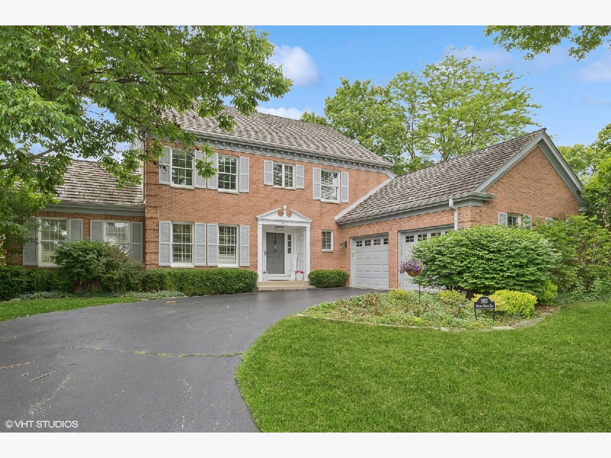 Homes & Condos & Townhomes Sold Indian Ridge Glenview Illinois, 2417 Indian Ridge