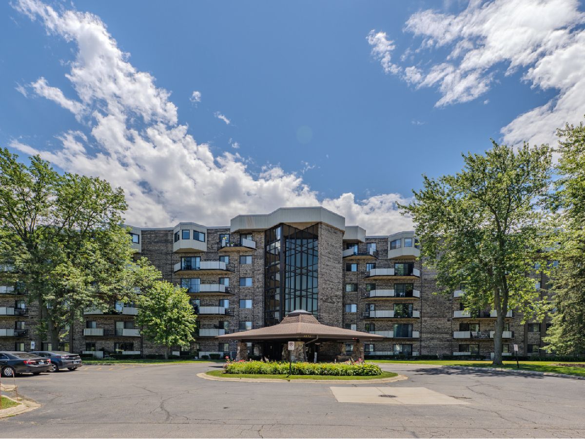 Condominiums Sold San Tropai Palatine Illinois, 1275 Baldwin