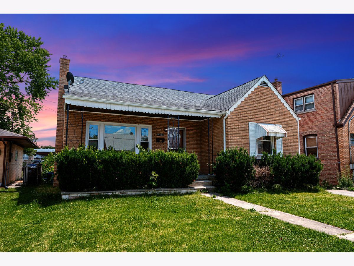  Rented Posen Illinois, 14623 Short