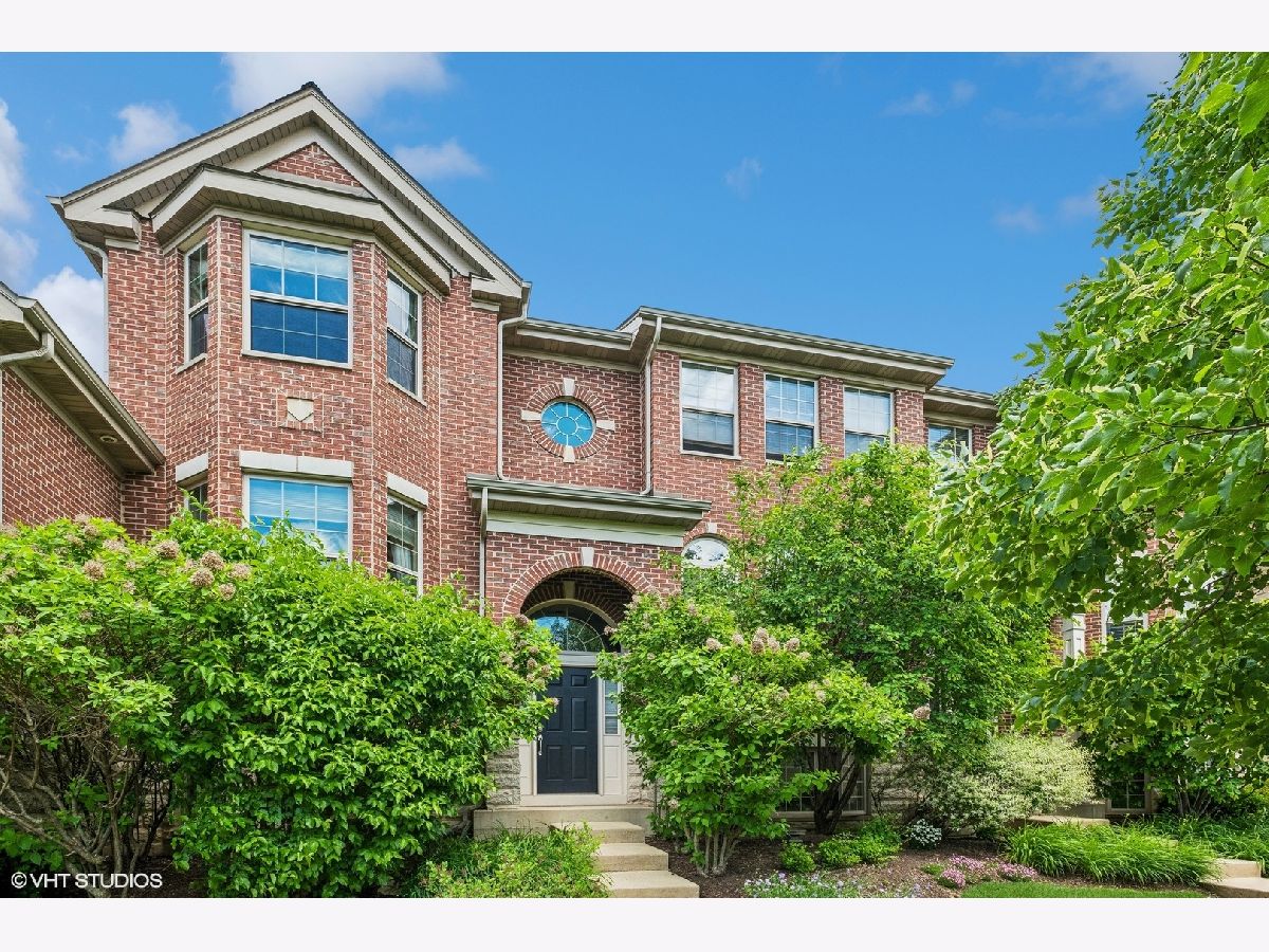 Townhomes Sold Shelburne Farms Winfield Illinois, 27W749 Meadowview