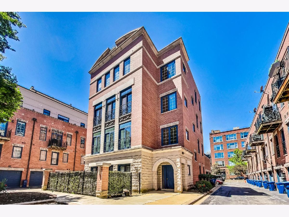 Townhomes & Condos Sold Tuxedo Park Chicago Illinois, 710 Orleans