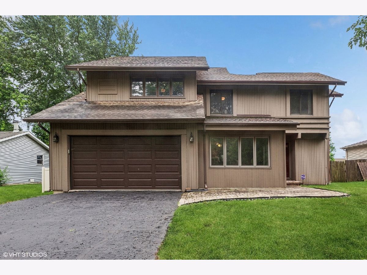 Homes Sold Trails Of Country Lakes Naperville Illinois, 30W735 Whispering Winds