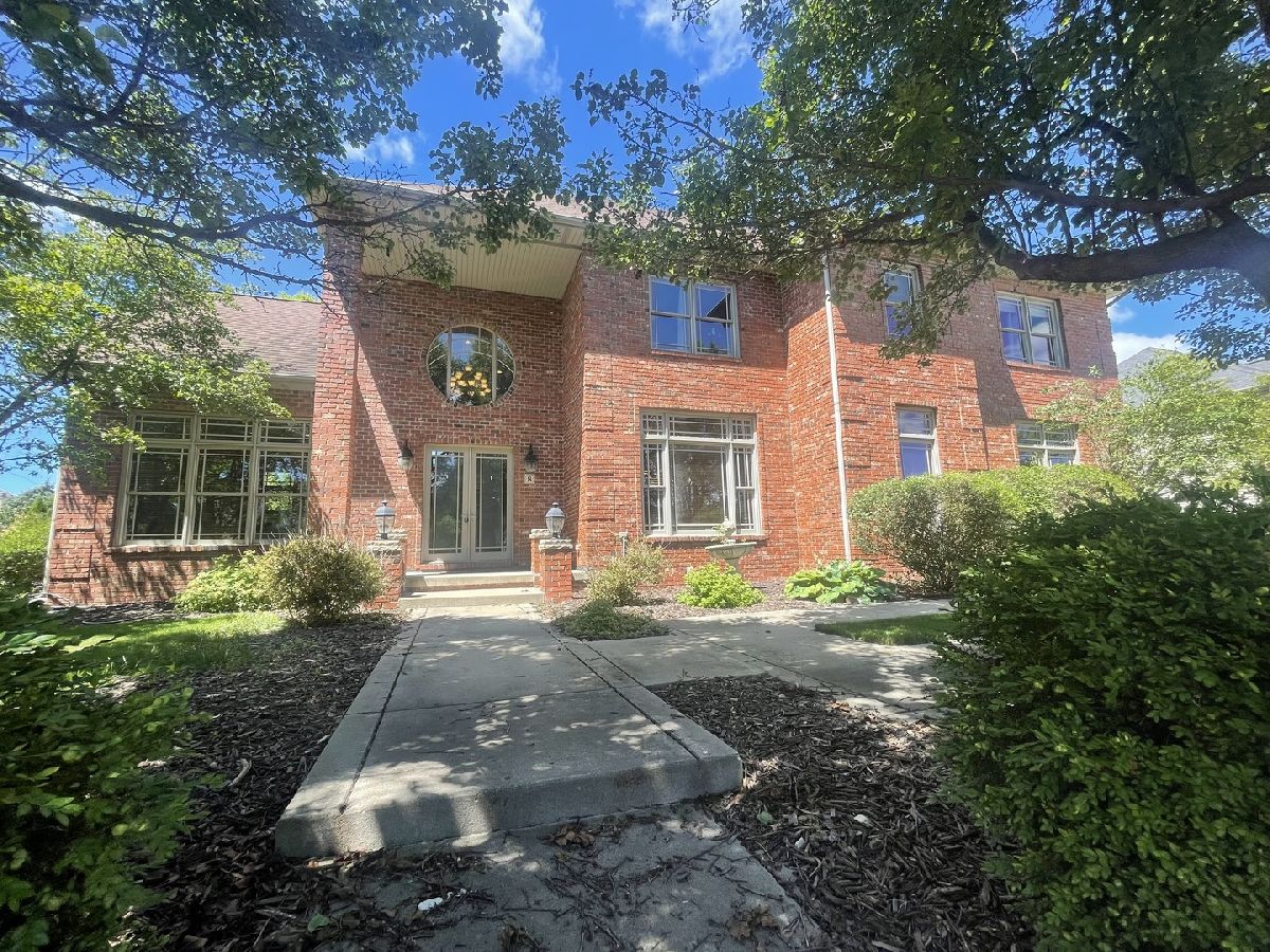 Homes & Condos & Townhomes Sold Hawthorne Ii Bloomington Illinois, 8 Lavender
