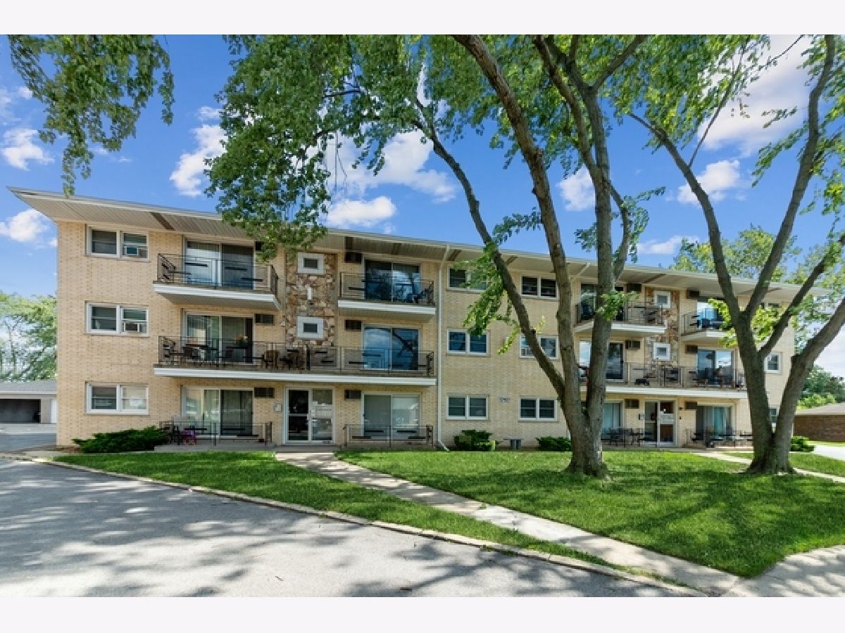 Condominiums Rented Hartland Condos Tinley Park Illinois, 17421 70th