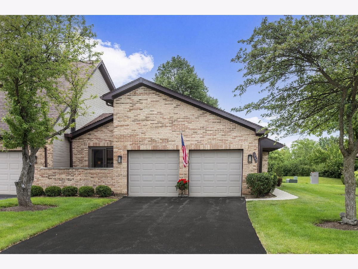 Townhomes Sold Poplar Creek Hoffman Estates Illinois, 1745 Pebble Beach