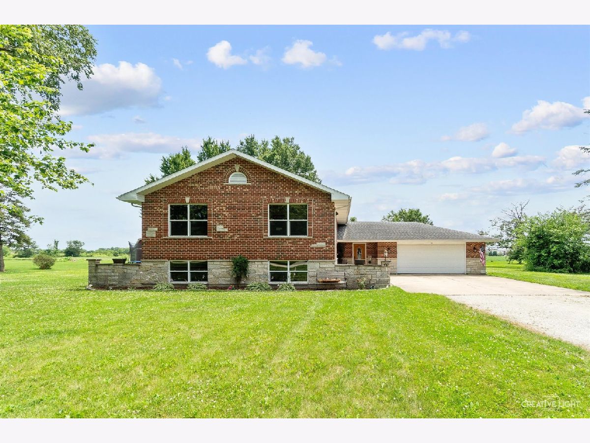  Sold Bristol Illinois, 40 Highland