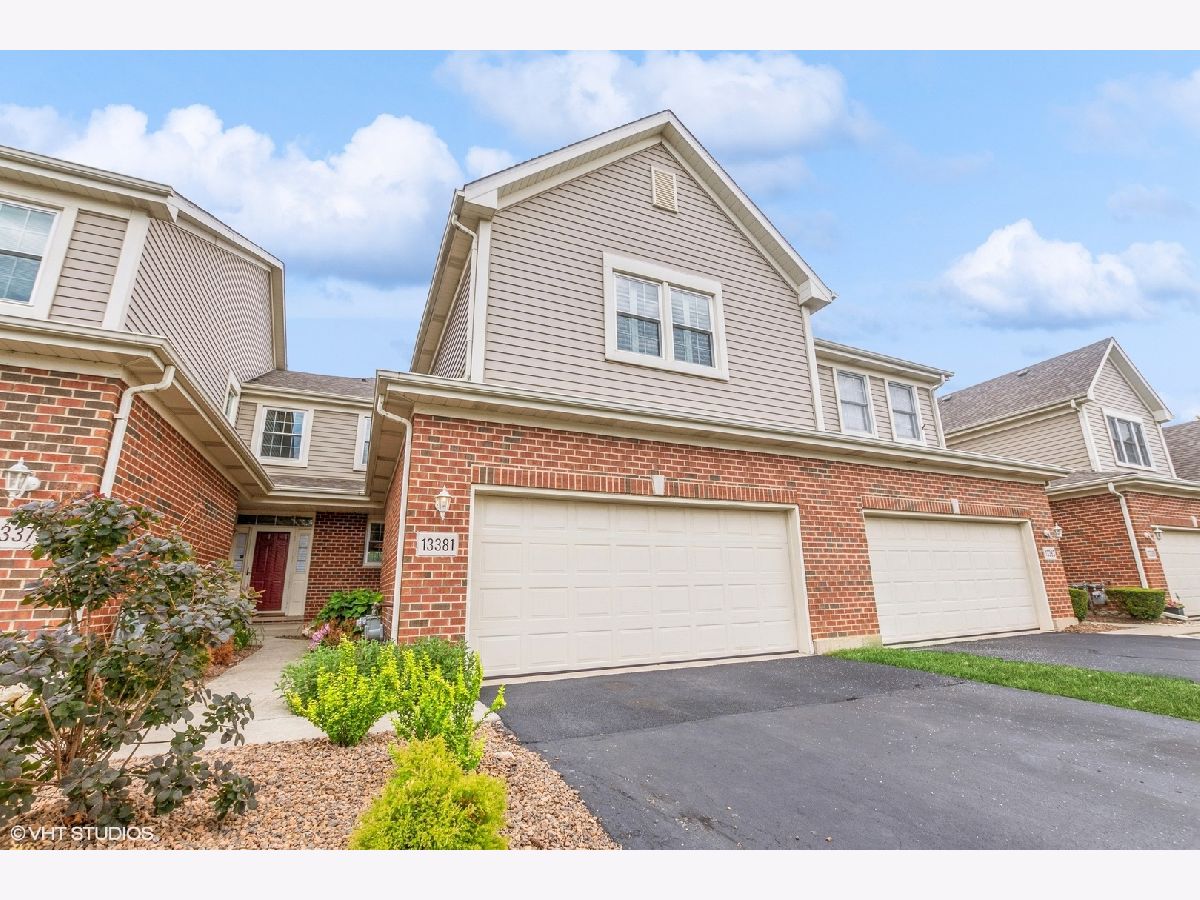 Townhomes & Condos & Homes Sold Forest Ridge Palos Heights Illinois, 13381 Forest Ridge