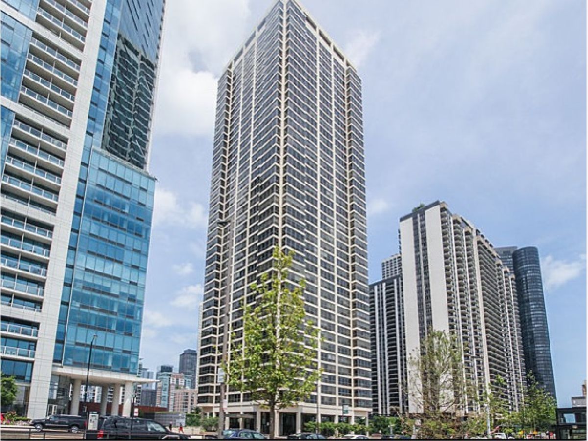 Condominiums Rented Buckingham Residences Chicago Illinois, 360 Randolph