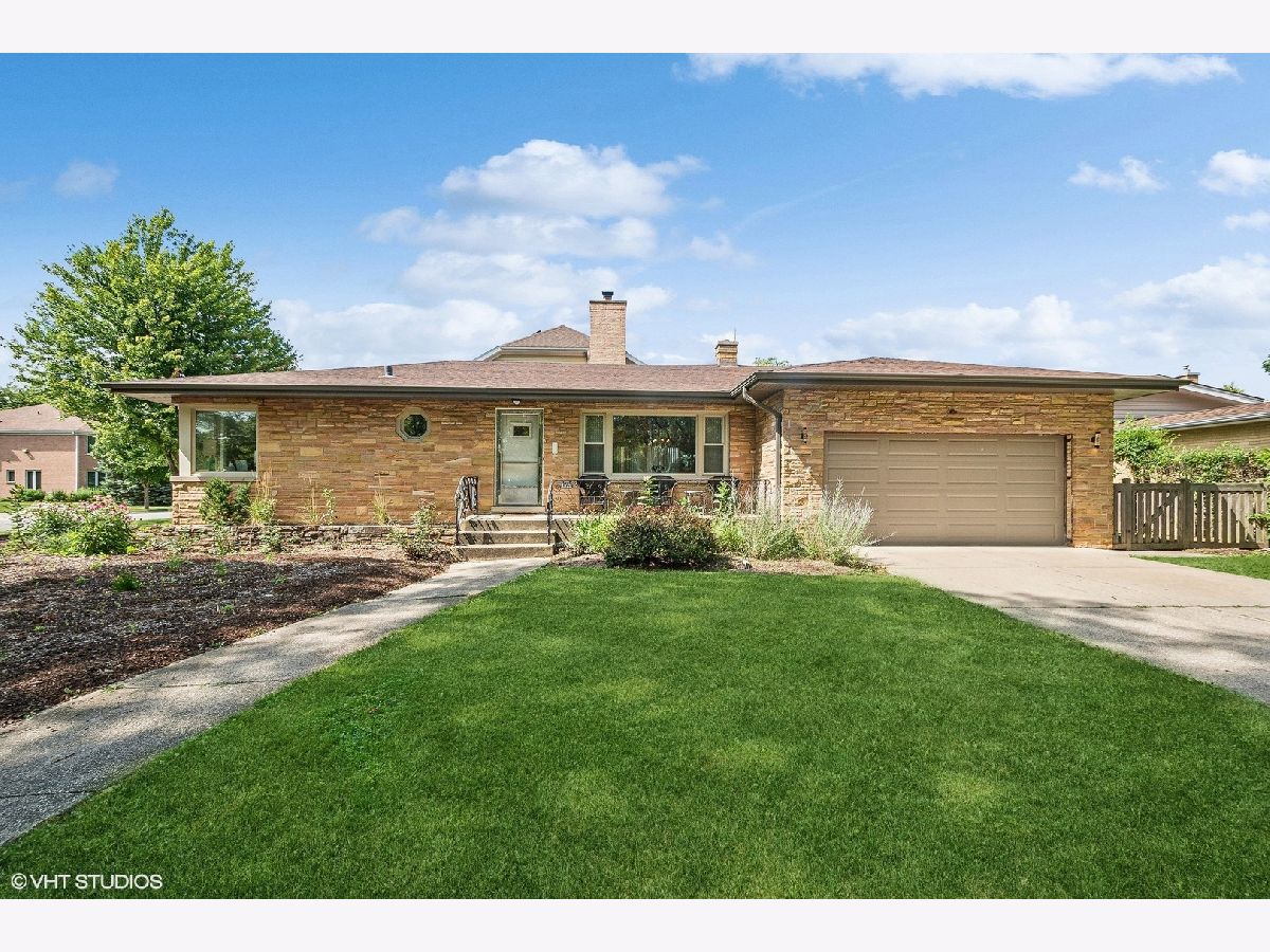 Homes Sold Devonshire Manor Skokie Illinois, 4420 Davis
