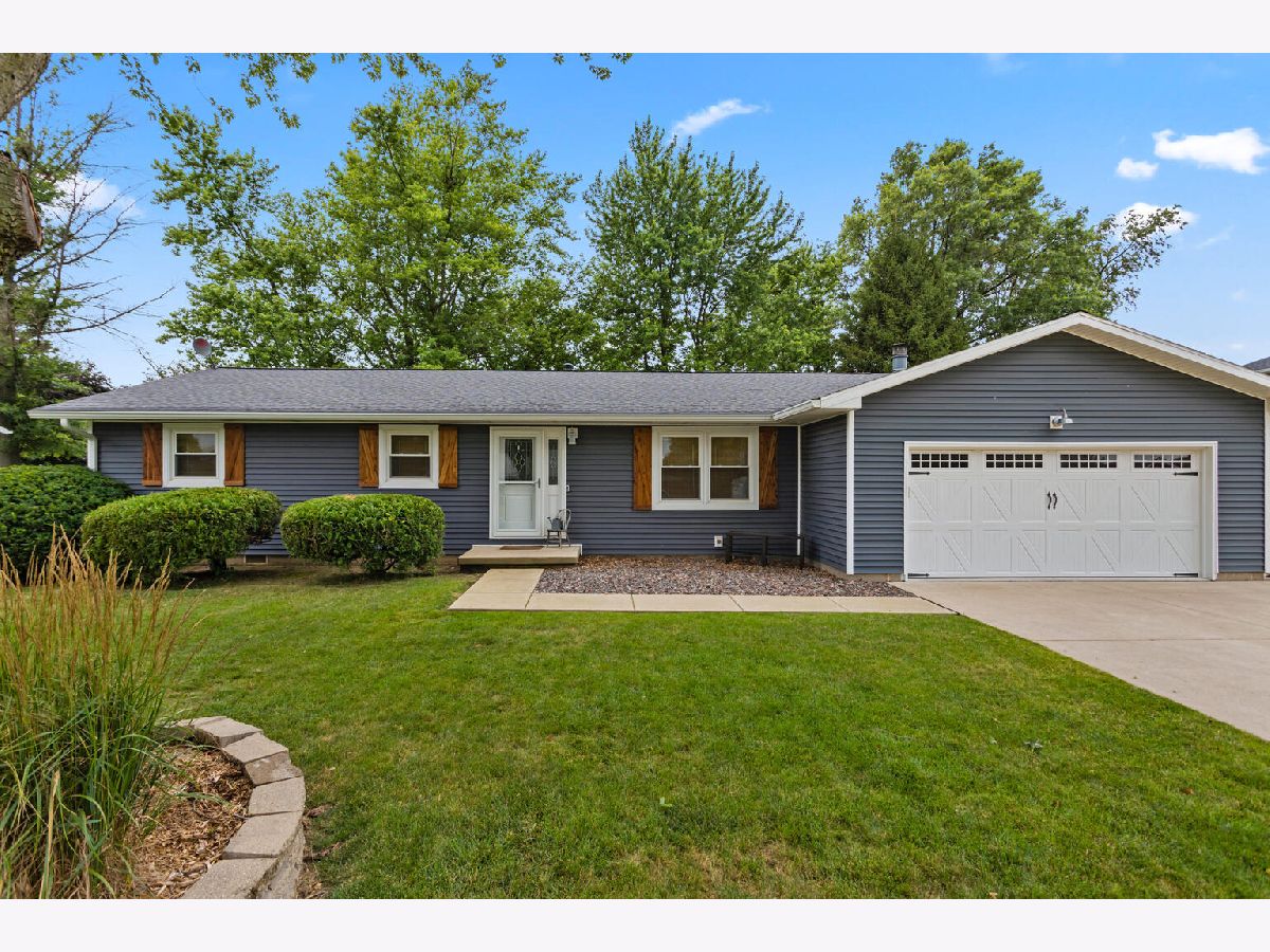  Sold Maroa Illinois, 305 Sycamore