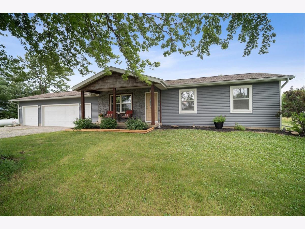 Homes Sold Lake Bloomington Hudson Illinois, 15652 2550 North