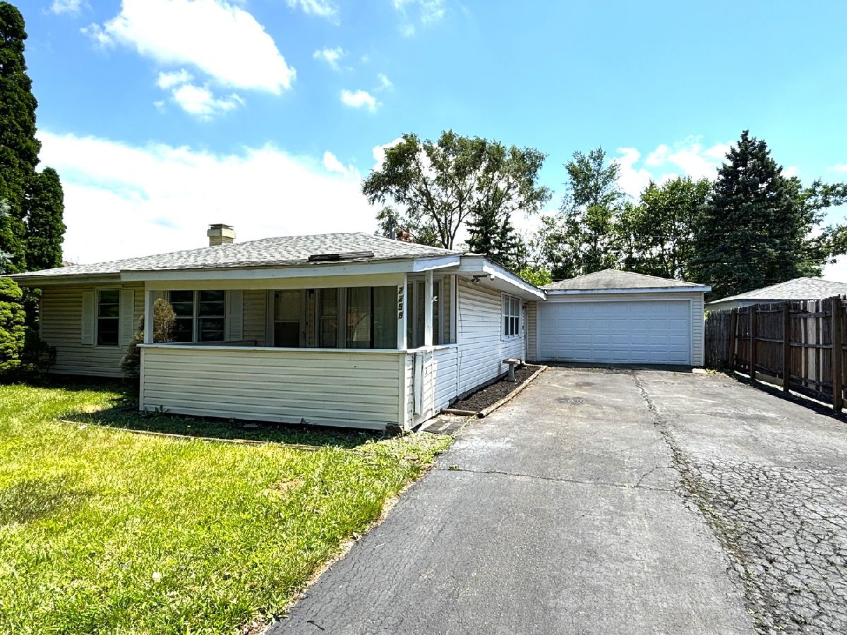 Homes Sold Blackberry Heights Montgomery Illinois, 2258 Brentwood